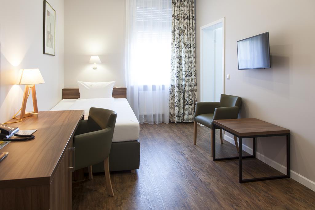 Hotel Engelbert Iserlohn Kültér fotó